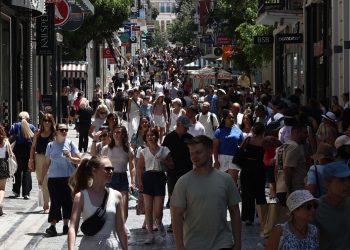 Θερινές εκπτώσεις: Μέχρι πότε θα διαρκέσουν – Τι να προσέξουν οι καταναλωτές