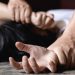 Από τις διακοπές στο αυτόφωρο: «Θα σφάξω εσένα, το παιδί σου και τον (πρώην) άντρα σου»