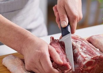 Αθώος ο χασάπης που συνελήφθη με μαχαίρια