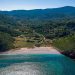 Αυτή είναι η εναλλακτική παραλία της Μαγνησίας με τα υπόγεια ρέματα