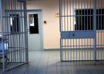 Συνελήφθησαν 10 ανήλικοι σε σωφρονιστικό κατάστημα για εμπρησμό και επίθεση σε φρουρούς