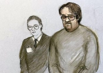 Αυτοακρωτηριάστηκε για σεξουαλική ικανοποίηση: Η ανατριχιαστική υπόθεση του Βρετανού χειρουργού