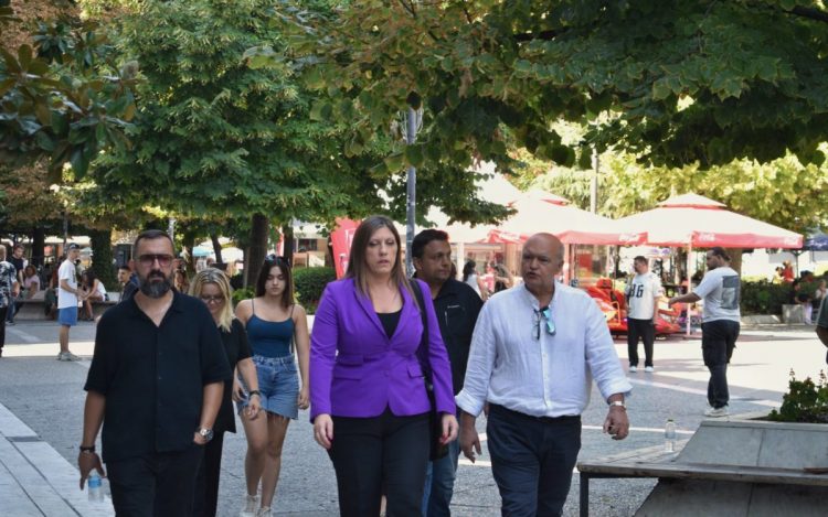 Κωνσταντοπούλου από δικαστήρια Λάρισας για το κλείσιμο της δικογραφίας των Τεμπών: “Δυστυχώς ο ανακριτής ενέδωσε σε πιέσεις…” (ΕΙΚΟΝΕΣ – ΒΙΝΤΕΟ)