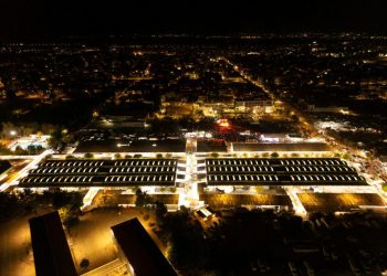 Η «μπίζνα» στο περιθώριο του παζαριού της Λάρισας – Διαδοχικές διαρρήξεις αυτοκινήτων στο υπαίθριο πάρκινγκ