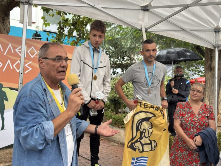 Ο 15χρονος Δημήτρης επέστρεψε «νικητής» στη μάχη για τη ζωή του από το Τορίνο – Του αφιέρωσαν τον 11ο Αχίλλειο Άθλο (ΒΙΝΤΕΟ)