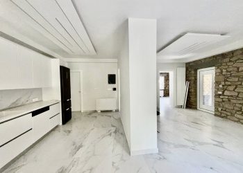 ENOIKIAZETAI Πολυτελές Διαμέρισμα