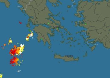 Καιρός: Νέα πρόγνωση Τσατραφύλλια – Γιατί η κακοκαιρία δεν έχει «χτυπήσει» ακόμα