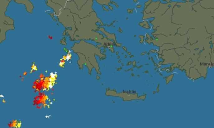 Καιρός: Νέα πρόγνωση Τσατραφύλλια – Γιατί η κακοκαιρία δεν έχει «χτυπήσει» ακόμα