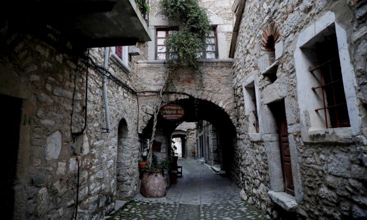 Χίος – Εκεί όπου όλα σφύζουν από ζωντάνια