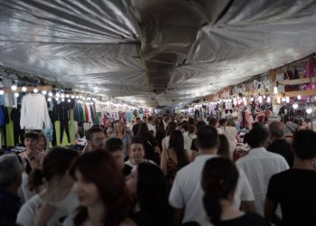Άνοιξε τις πύλες του το Τρικαλινό Παζάρι και υποδέχεται χιλιάδες Τρικαλινών και επισκεπτών 
