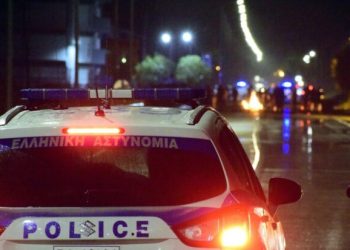 Από τα τσίπουρα με την γυναίκα του, στην καταδίωξη από αστυνομικούς