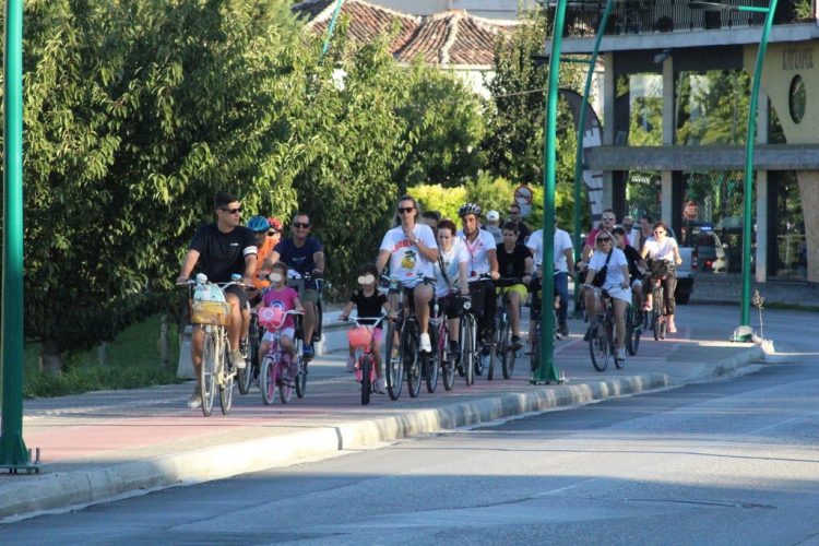 Τρίκαλα: Ποδηλατάδα σε δρόμους και ασφαλείς ποδηλατοδρόμους