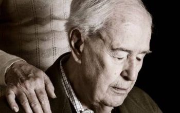 Αλτσχάιμερ: Τα 10 ύπουλα πρώιμα σημάδια που πρέπει να προσέξετε