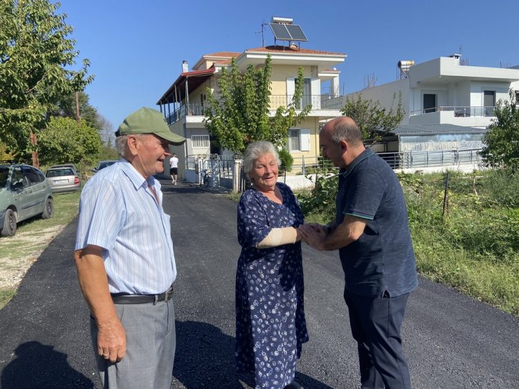 Ασφαλτος στην οδό Επιγένη με ευχαριστίες κατοίκων στον Δήμαρχο Tρικκαίων
