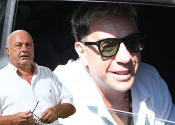 Το ραντεβού Μπέου – Μαζωνάκη: Τι θα ζητήσει ο δήμαρχος Βόλου από τον δημοφιλή τραγουδιστή μετά την περιπέτειά του