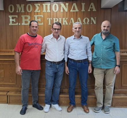 Με τους επαγγελματοβιοτέχνες των Τρικάλων συναντήθηκε ο πρόεδρος της ΟΕΒΕ Ηρακλείου