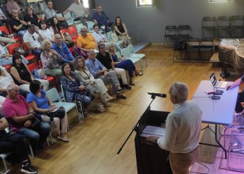 «Πολλαπλό Βιβλίο»: Στην τελική ευθεία για τη μεγάλη αλλαγή τα σχολεία της Πρωτοβάθμιας Τρικάλων