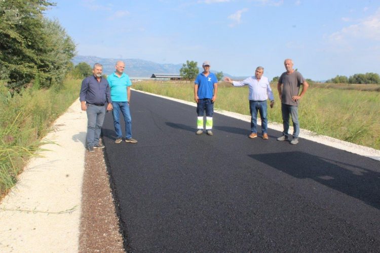 Ασφαλτοστρώνονται αγροτικοί δρόμοι στην Πηγή