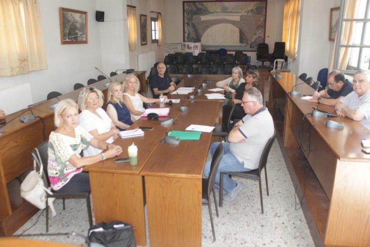 Σύσκεψη για την ομαλή λειτουργία των παιδικών σταθμών του Δ. Πύλης