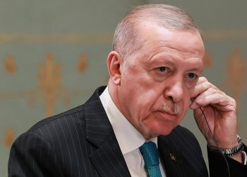 Ο Ερντογάν μιλά για συνεκμετάλλευση: Συνεργασία «καζάν-καζάν» και μερίδιο από την Μεσόγειο