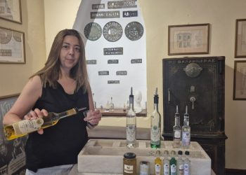 Όταν η Νάξος σε κερνάει Κίτρο, μνήμη και παράδοση…