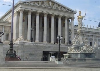 Το Κοινοβούλιο της Βιέννης: Εκεί όπου η Ελλάδα “ανασαίνει” στην καρδιά της Αυστρίας