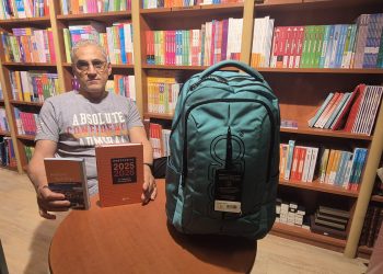 Βιβλιοπωλείο Τσιοπελάκος: Εκεί όπου τα βιβλία συναντούν τη γνώση και τη φαντασία