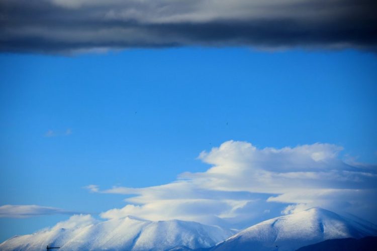 Έπεσαν τα πρώτα χιόνια στον Όλυμπο – Δείτε φωτογραφία από το καταφύγιο