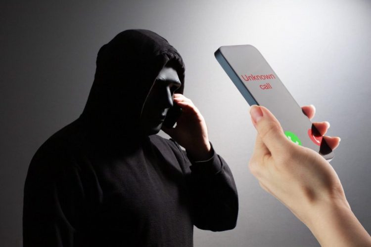 Ηχητικό ντοκουμέντο: Αυτό είναι το νέο κόλπο που σκαρφίστηκαν απατεώνες για να αρπάξουν χρήματα από Θεσσαλούς – Τι τάζουν και τι ζητάνε