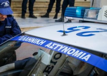 Αρνήθηκε τον έλεγχο και έδωσε …κεφαλιά στον αστυνομικό