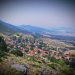 Αυτό είναι το χωριό της Θεσσαλίας όπου το χώμα βάφτηκε κόκκινο – Γεννημένο από «φωτιά», ζει ανάμεσα σε δύο κόσμους… (ΕΙΚΟΝΕΣ) 