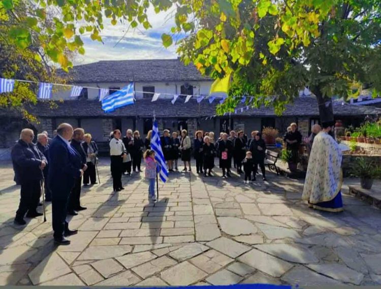 Συγκίνηση στο Κεραμίδι – Στην παρέλαση συμμετείχε μόνο ένα παιδί (EIKONA)