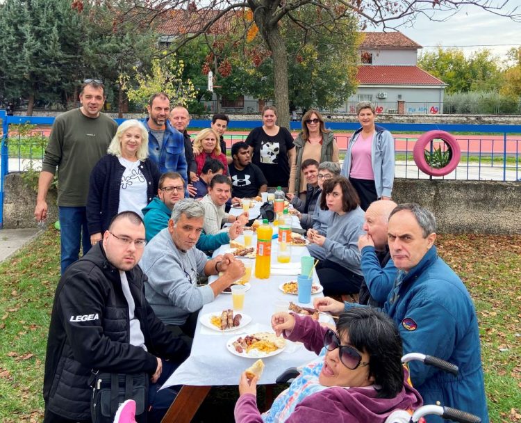 Φθινοπωρινή γιορτή στο ΚΔΑΠ ΜΕΑ «ΗΦΑΙΣΤΟΣ» του Δ. Τρικκαίων