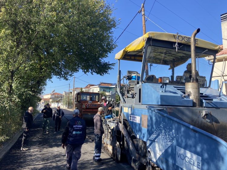 Ασφαλτος και στις οδούς Μαβίλη & Ελλης από τον Δήμο Τρικκαίων