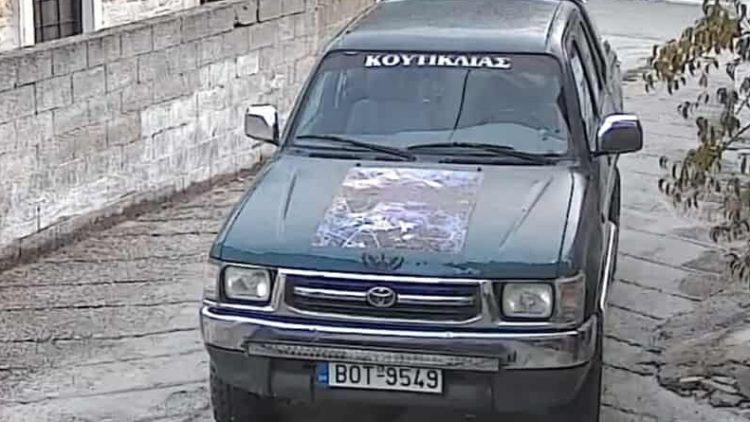 Διπλή τραγωδία για οικογένεια: Έχασαν τα ζώα τους από την ευλογιά και τους έκλεψαν και το αυτοκίνητο!