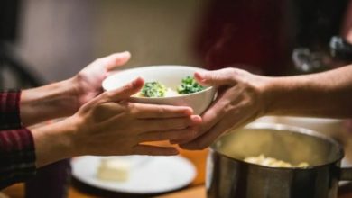 Τι να αποφύγεις μετά τις 10 μ.μ. για να μην παχαίνεις και να κοιμάσαι καλά