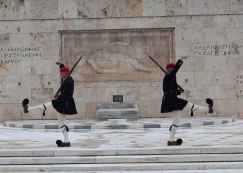 Μνημείο Άγνωστου Στρατιώτη: Σύμβολο εθνικής μνήμης και θυσίας – Η διαχρονική ιστορία του
