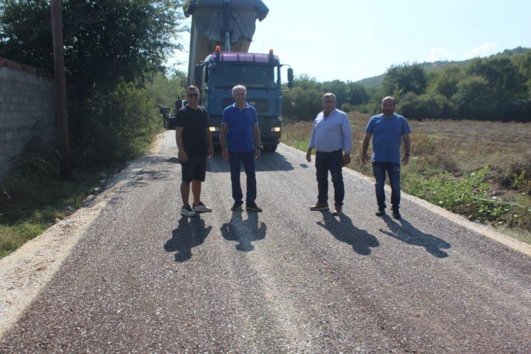 Αυτοψία Μαράβα σε έργα αγροτικής οδοποιίας στη Φιλύρα