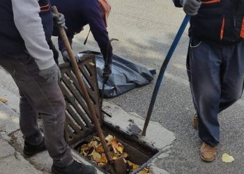 Δήμος Μετεώρων: Καθαρισμός φρεατίων και σχαρών από τα συνεργεία καθαριότητας