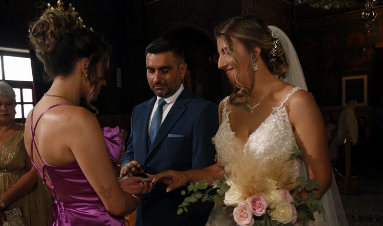 Διπλή χαρά για τον Σωτήρη και τη Σόφη – Γάμος και βάφτιση με άρωμα ευτυχίας