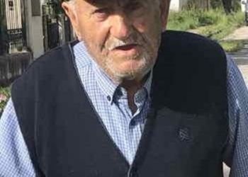 Πλήρης ημερών έφυγε από τη ζωή ο Απόστολος Σακκομήτρος