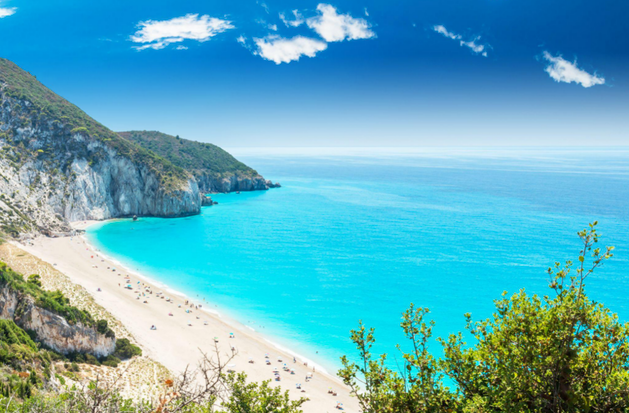 Πώς μπορείτε να γνωρίσετε τη Μήλο από τη θάλασσα
