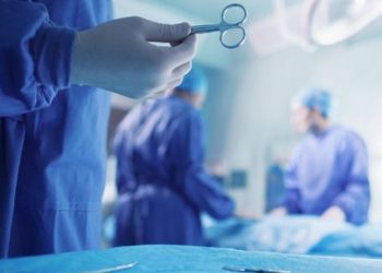 Μάνα χάρισε ξανά ζωή στον γιο της – Του έδωσε τον νεφρό της