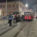 Ταξίδι στον χρόνο με το κόκκινο τραμ της Ιστικλάλ στην Κωνσταντινούπολη