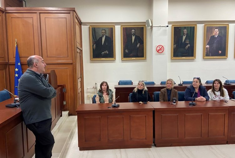 Συνεργασία και εργασιακά ζητήματα στη συνάντηση Σακκά – κοινωνικών λειτουργών του Δ. Τρικκαίων