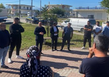 Εργα και λύσεις, στην επίσκεψη Σακκά στον οικισμό Ρομά στο Κηπάκι