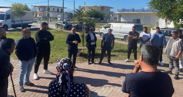 Εργα και λύσεις, στην επίσκεψη Σακκά στον οικισμό Ρομά στο Κηπάκι