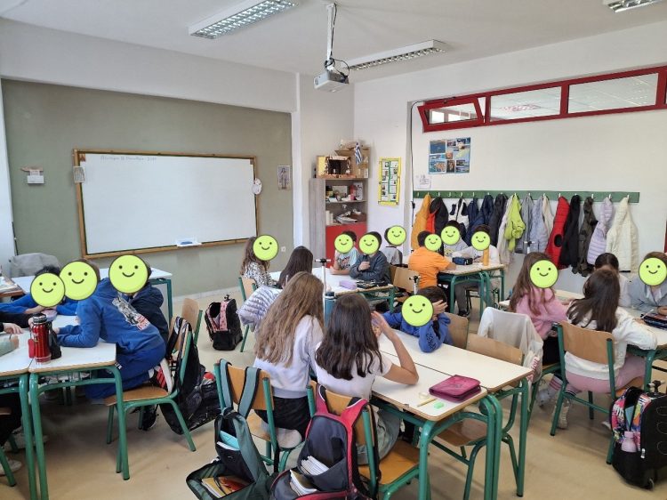 Η Κινητή μονάδα και το Κέντρο Ημέρας Παιδιών και Εφήβων του Ν. Τρικάλων κοντά στα παιδιά