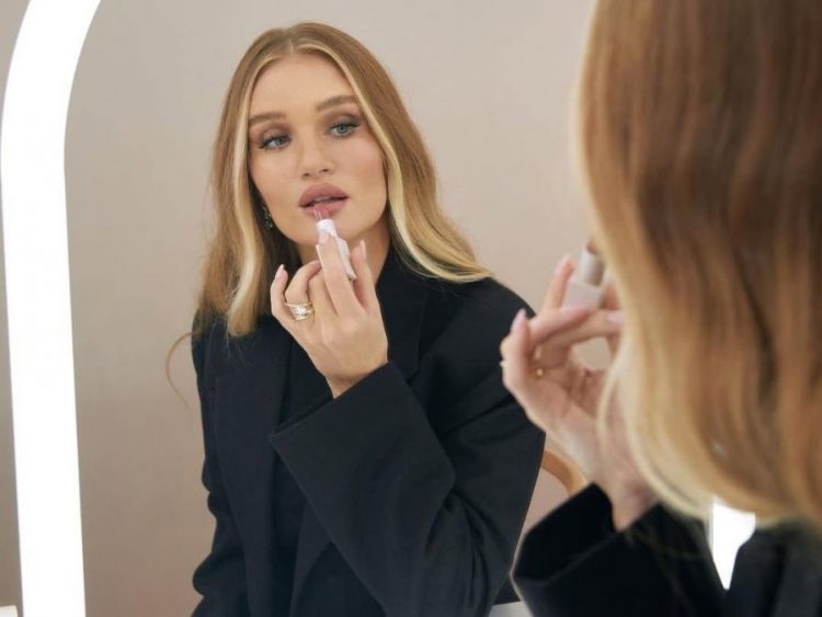 Editor’s Choice: Tα must-have beauty items που αξίζει να αγοράσεις -Από τη Mascara στο Lip Gloss