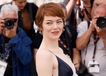 Tinkerbell haircut: Δες πώς να πετύχεις το νέο κοντό κούρεμα που επιλέγουν τώρα τα it girls